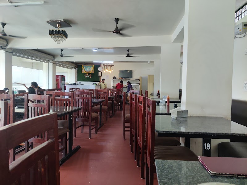 VASU Sowndarya adiga veg - VASU Sowndarya adiga veg, GWXQ+33H National Highway 275 Bangalore Mysore, express highway, Sriniwaspura, Mandya, Budanoor, Karnataka 571404, India