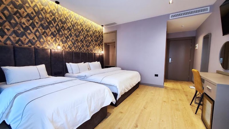 Starlight Hotel - Starlight Hotel 8RJC+HVP, Tiranë, Albania