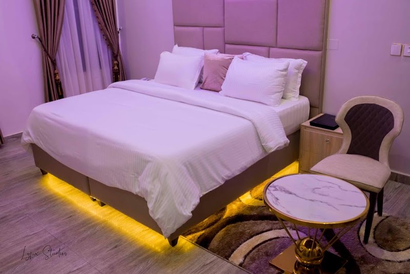 God’s Touch Apartments Signatures - God’s Touch Apartments Signatures 75 Oduduwa Cres, Ikeja GRA, Ikeja 100271, Lagos, Nigeria