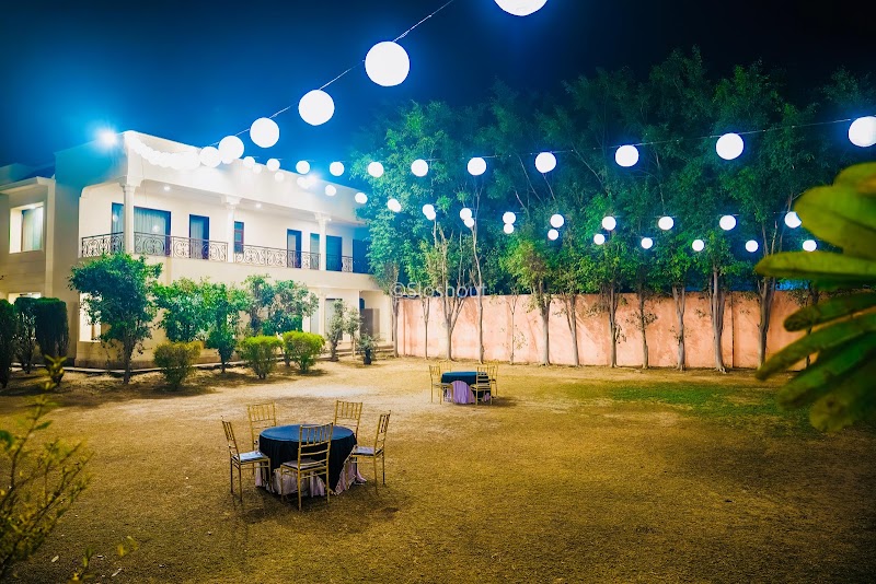 Luxotica Greens | Farmhouse for Weddings and Parties in Chattarpur - Luxotica Greens | Farmhouse for Weddings and Parties in Chattarpur, Farm No.2, Dera Greens, Link Rd, near Government Girls School, Dera Mandi, New Delhi, Delhi 110074, India