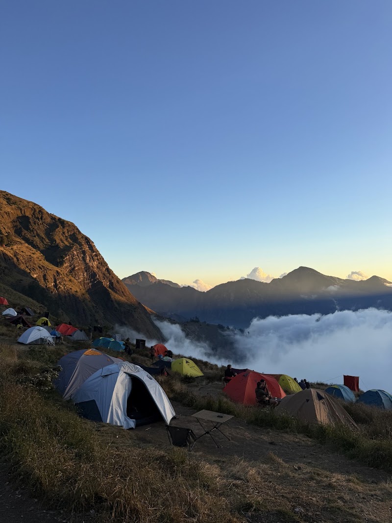 Rinjani Trekking Center - Rinjani Trekking Center, Jl. Pariwisata, Senaru, Kec. Bayan, Kabupaten Lombok Utara, Nusa Tenggara Bar. 83354, Indonesia