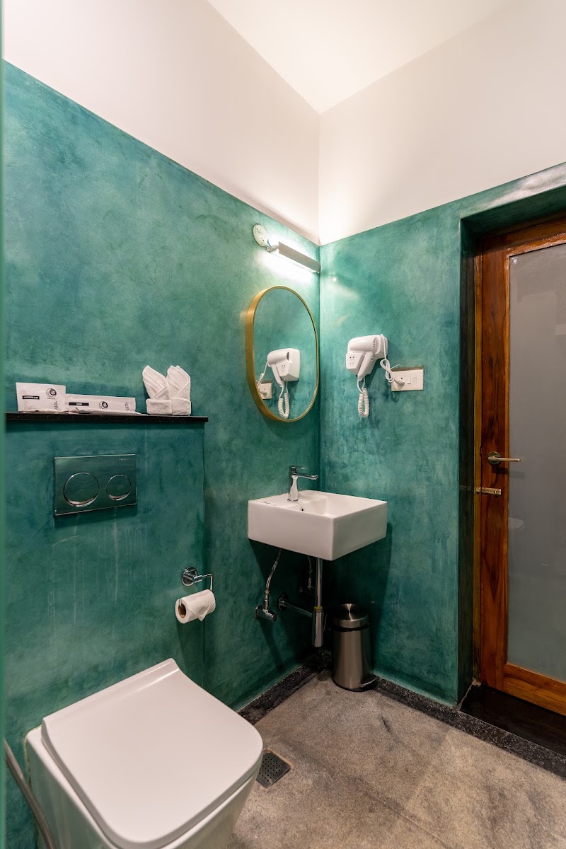HOTEL LA MOON PUDUCHERRY - HOTEL LA MOON PUDUCHERRY South Boulevard, Colas Nagar, Puducherry, 605001, India