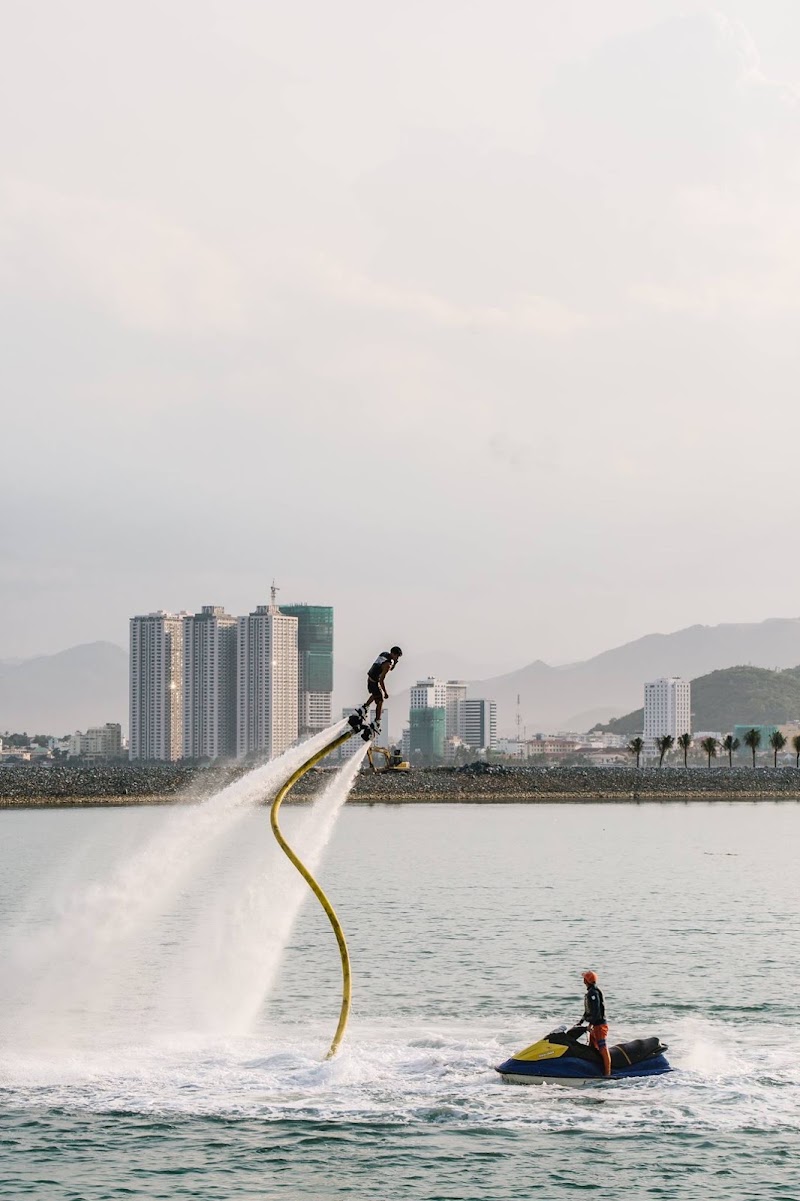 Flyboard Nha Trang - Flyboard Nha Trang Ana Marina, Đường Nguyễn Cơ Thạch, Khánh Hòa, Vietnam