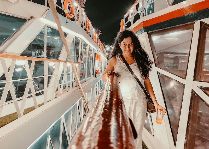 nile cruise cairo dinner - nile cruise cairo dinner, اما فندق هيلتون, كورنيش النيل، قسم المعادي، محافظة القاهرة‬ 11728, Egypt