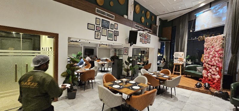 Oakaz Restaurant - Oakaz Restaurant Geeta, Bhavan Square, opposite Jai Shanker Hanuman Mandir, Kanchan Bagh, Indore, Madhya Pradesh 452001, India