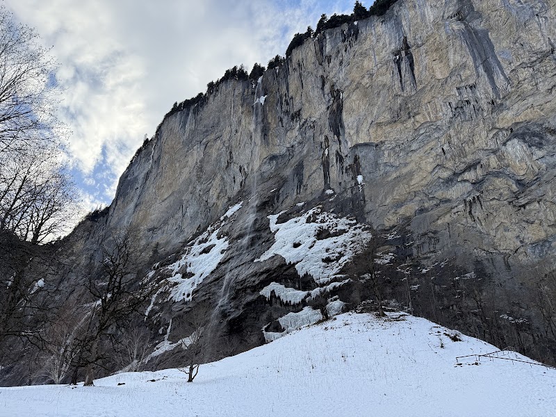 Schiltwaldbachfall - Schiltwaldbachfall Dornimaad 148A, 3823 Lauterbrunnen, Switzerland