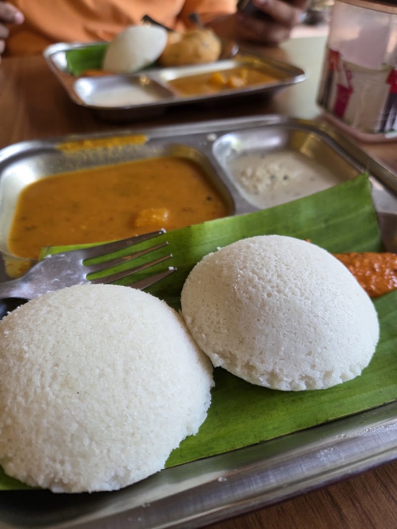Shree Nerul Cafe - Shree Nerul Cafe Shop Number 2-3, Sandeep Apartment, Plot Number A-197, near Balaji Mandir, Sector 20, Nerul, W, Navi Mumbai, Maharashtra 400706, India