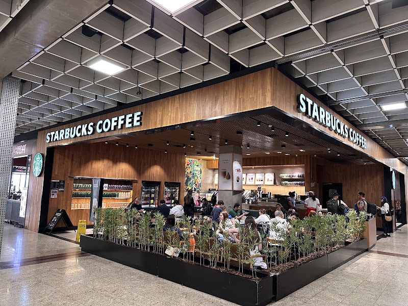 Starbucks - Starbucks, Rod. Helio Smidt, S/N Pavimento Superior Loja T2Su178 - Aeroporto, Guarulhos - SP, 07190-972, Brazil