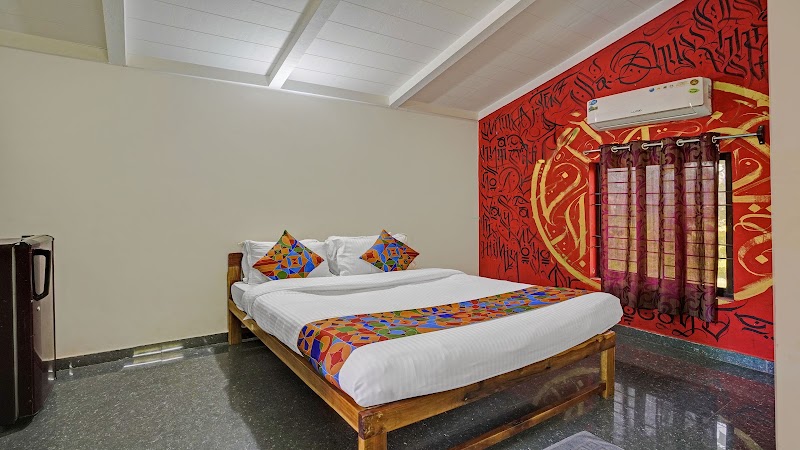 Lavish Exotic Hotel & Apartment - Lavish Exotic Hotel & Apartment MPP5+7R5, near Lavish Restaurant, Madhalawada, Girkarwada, Arambol, Goa 403524, India