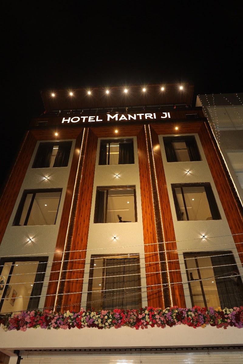 Hotel Mantri Ji