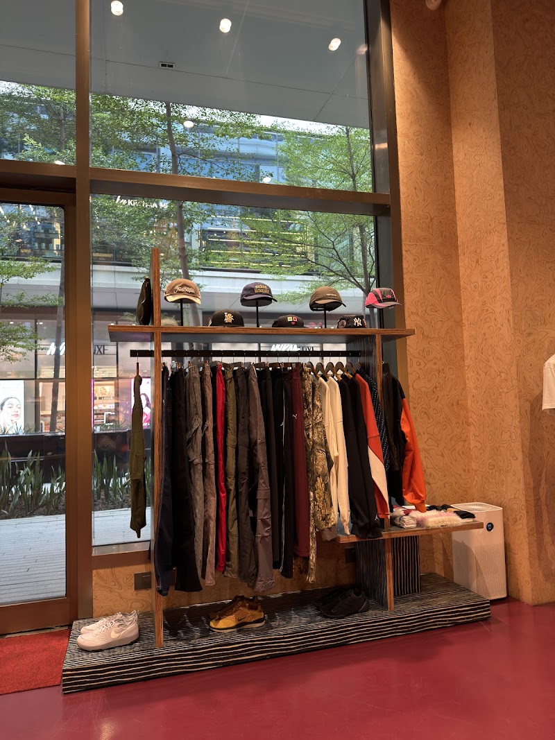 VegNonVeg - VegNonVeg Shop number 8C , Ground Floor, IREO Grand View High Street Mall, Golf Course Ext Rd, Sector 59, Gurugram, Haryana 122098, India