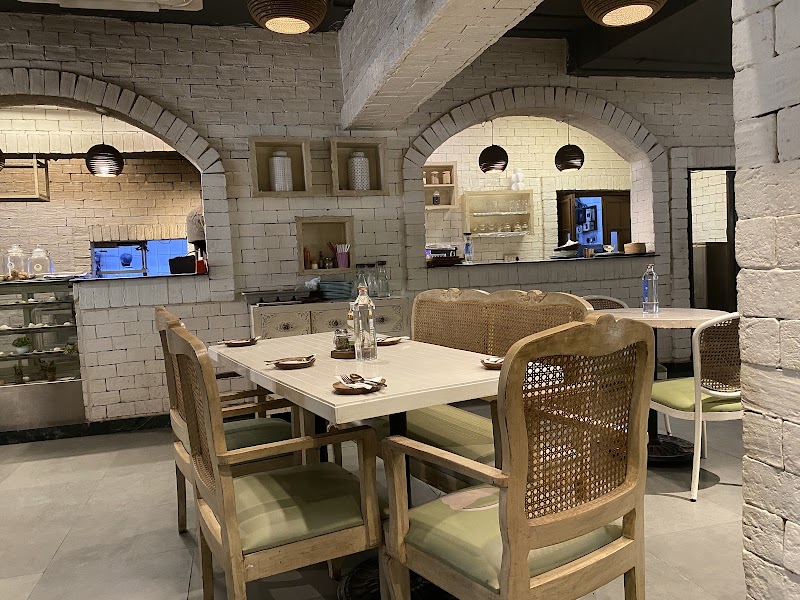 Santé Spa Cuisine - Santé Spa Cuisine 4, Ground Floor, Rutland Gate 2nd St, Thousand Lights West, Thousand Lights, Chennai, Tamil Nadu 600006, India