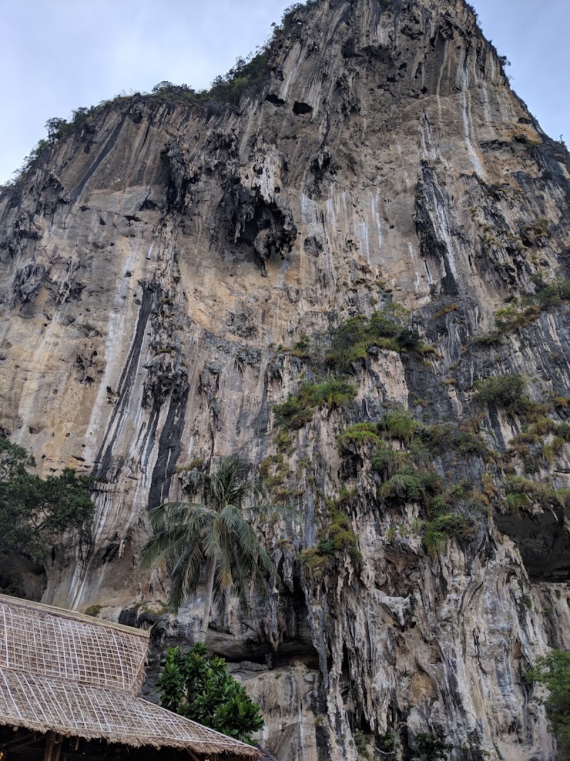 Tonsai Beach - Tonsai Beach Tonsai Beach, Ao Nang, Mueang Krabi District, Krabi 81180, Thailand