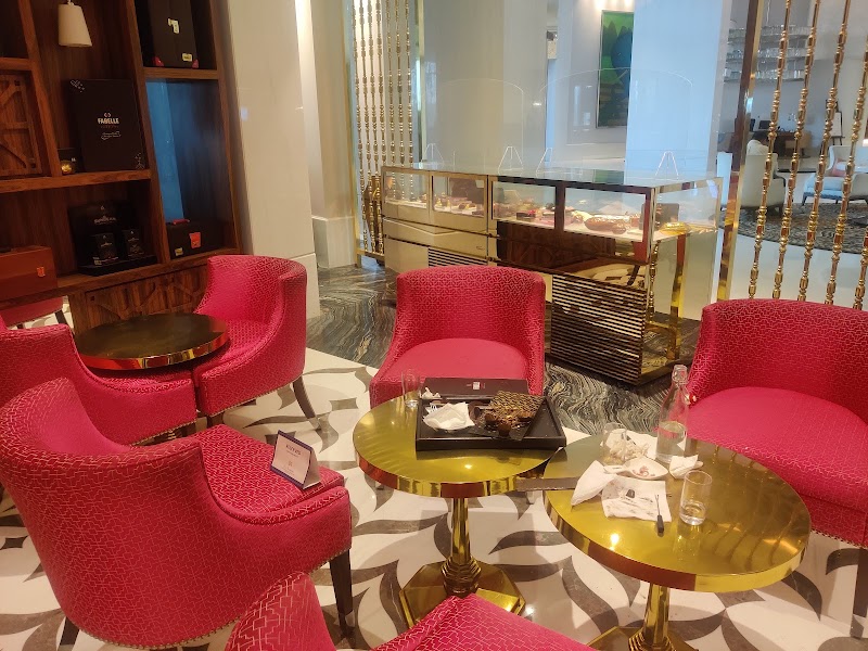 Fabelle - The Chocolate Boutique - Fabelle - The Chocolate Boutique Survey No, 83/1, ITC Kohenur, Hyderabad Knowledge City, Plot No.5, Silpa Gram Craft Village, Madhapur, Hyderabad, Telangana 500032, India