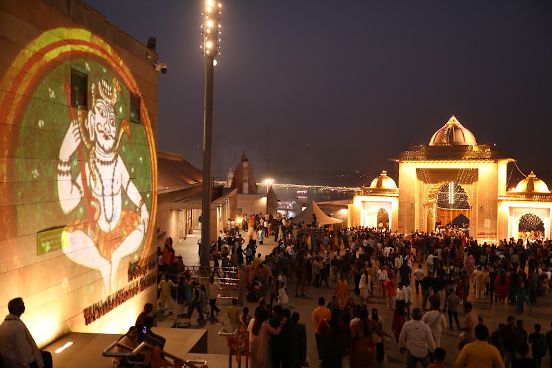 Shri Kashi Vishwanath Jyotirlinga Mandir Parisar - Shri Kashi Vishwanath Jyotirlinga Mandir Parisar 31-24, Gyanvapi Main Road Vishalaks, Kashi Lahori Tola Near Ganpati Guest House Meer Ghat, Ghats of Varanasi, Lahori Tola, Varanasi, Uttar Pradesh 221001, India