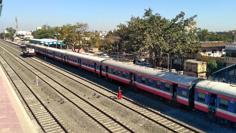 Rau - Rau Rau, Indore, Madhya Pradesh 453331, India