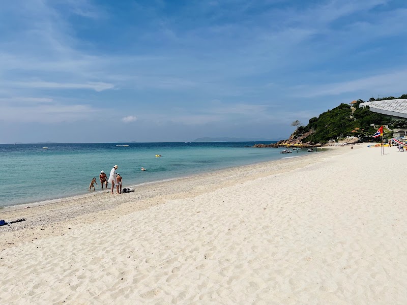 Samae Beach - Samae Beach Samae Beach, Bang Lamung District, Chon Buri 20150, Thailand