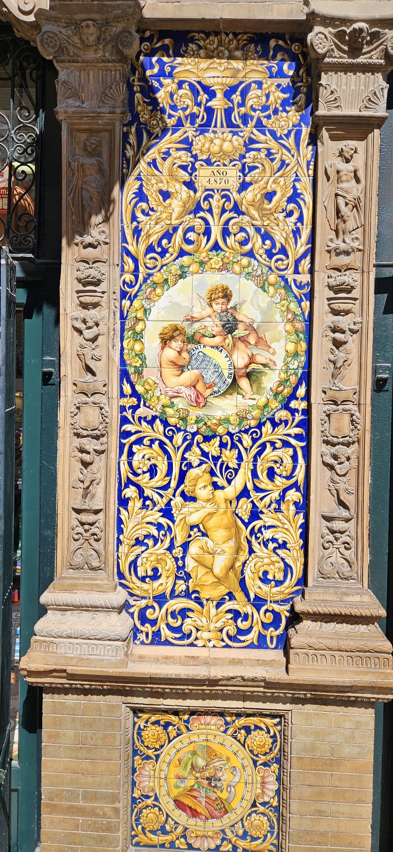 CERAMICA TRIANA - CERAMICA TRIANA C. Callao, 14, 41010 Sevilla, Spain