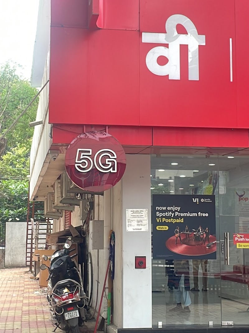 Vi - Vodafone Idea Store - Vi - Vodafone Idea Store, House No 245, Coffee House Chowk, W High Ct Rd, next to Bapat Kirana Store, Gokulpeth, Nagpur, Maharashtra 440010, India