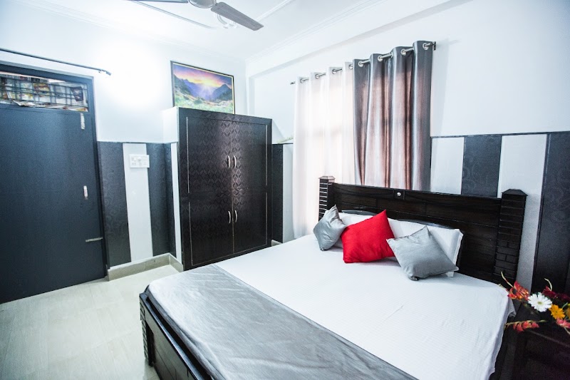 RishikeshStay - RishikeshStay Mahananda Complex, Rishikeshstay, Badrinath Highway, Tapovan, Rishikesh, Jonk, Uttarakhand 249192, India