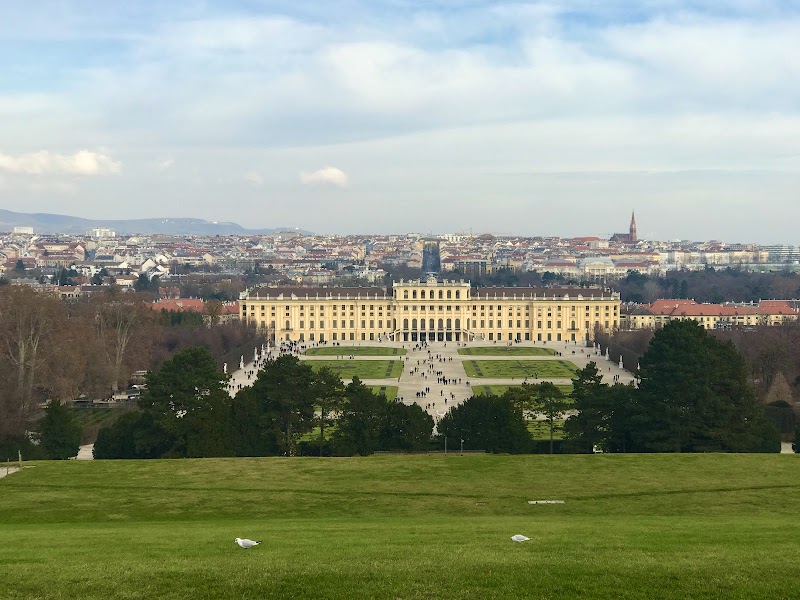 Crown Prince Garden - Crown Prince Garden, Lichte Allee, 1130 Wien, Austria