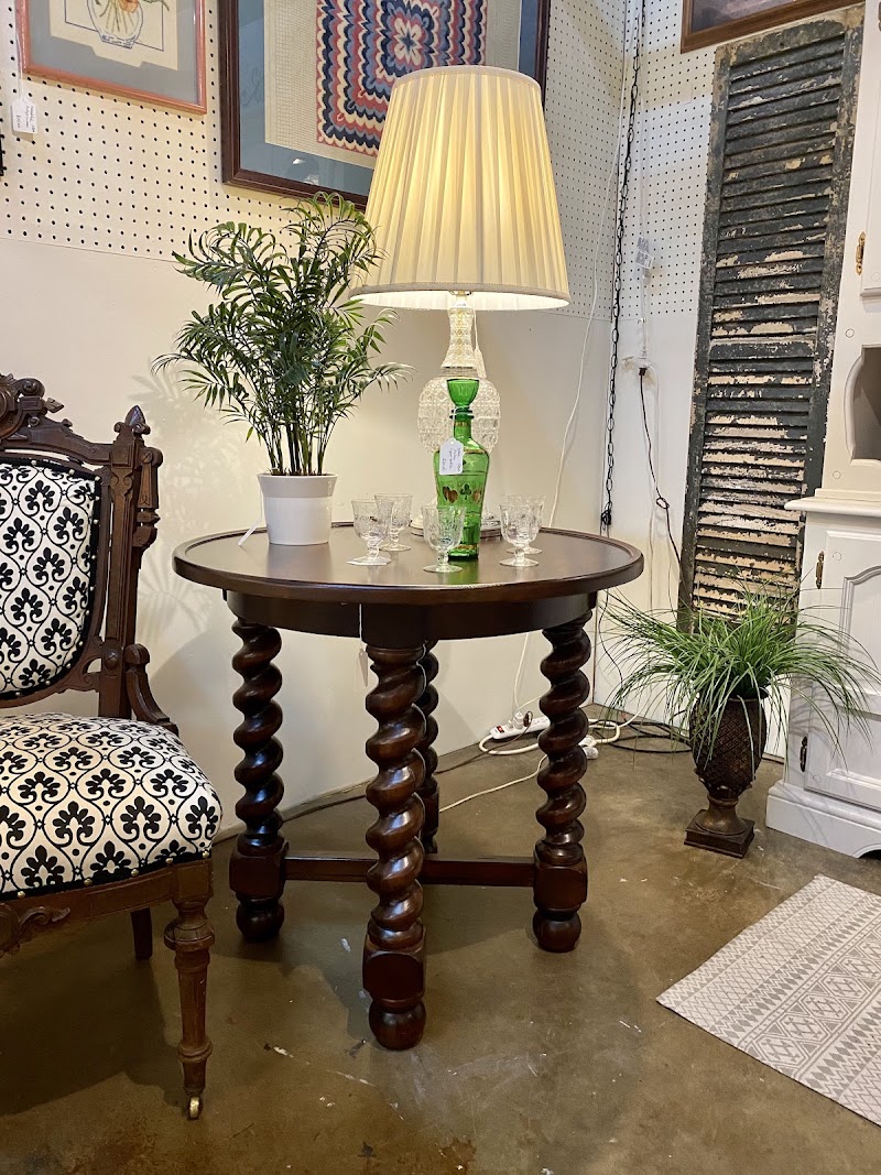 River City Antique Mall - River City Antique Mall, 876 Spider Webb Dr, Rome, GA 30161, USA