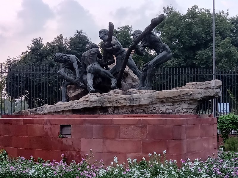 National Gallery of Modern Art - National Gallery of Modern Art Jaipur House, Shershah Rd, near India Gate, Delhi High Court, India Gate, New Delhi, Delhi 110003, India