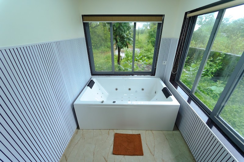 Teak Resort - Teak Resort House No.865, Survey No.52/2, 52/3, Savele, Karjat, Maharashtra 410201, India