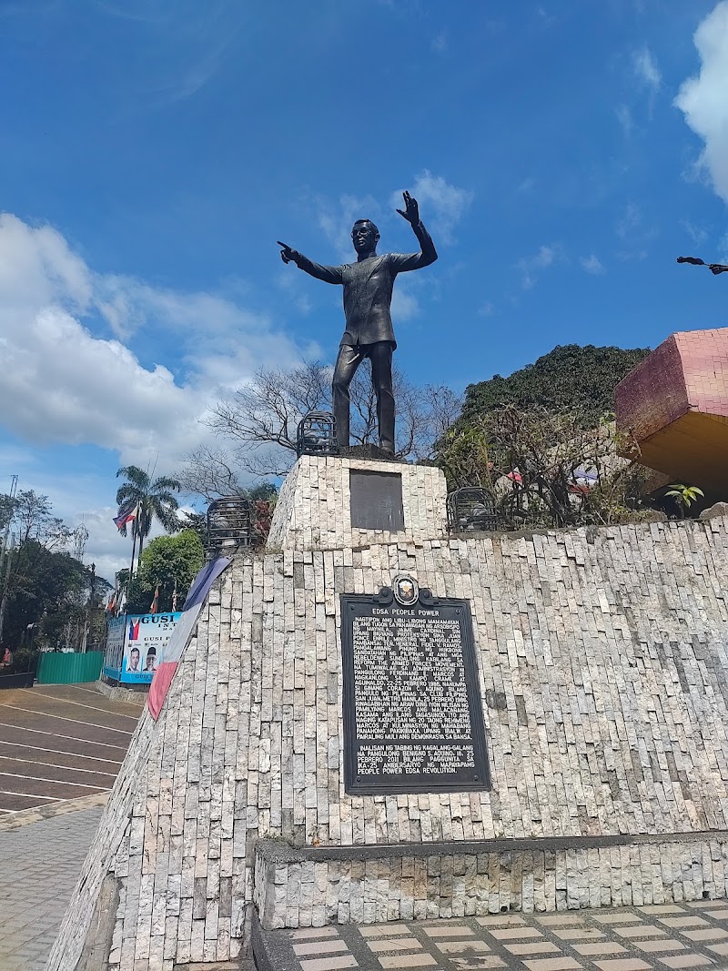 EDSA People Power Monument - EDSA People Power Monument H3X6+X2Q, Epifanio de los Santos Ave, Quezon City, Metro Manila, Philippines