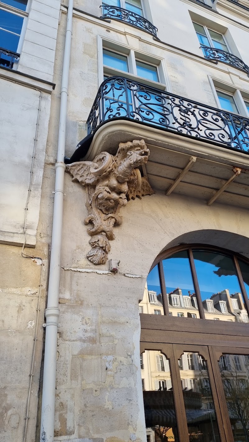 Saint-Paul - Saint-Paul Rue Saint-Antoine, 75004 Paris, France