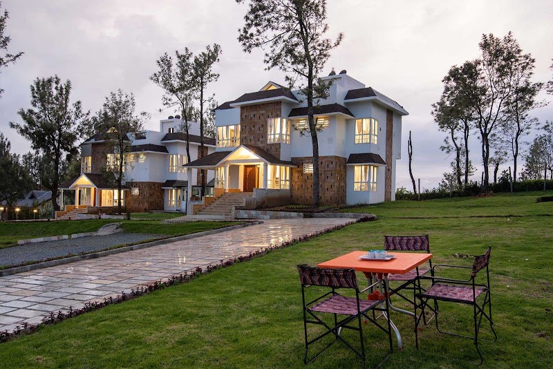 StayVista at Villa Sullivan in Ooty | 5 BHK Luxury Villa