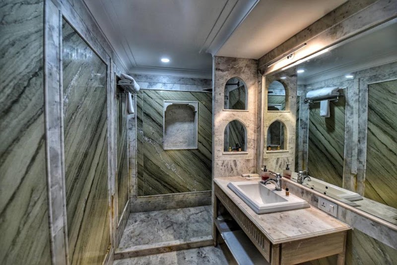 NIRBANA HERITAGE SPA - NIRBANA HERITAGE SPA, 4D, villa Khasa khoti circle, railway station, Mirza Ismail Rd, near sindhi camp, Chanakyapuri, Kanti Nagar, Bani Park, Jaipur, Jaipur Nagar Nigam Area, Rajasthan 302001, India