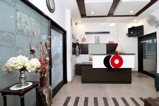 Capital O 925 Hotel Central Park 17 - Capital O 925 Hotel Central Park 17, SCO 10-11-12, Sector 17A, 17A, Sector 17, Chandigarh, 160017, India