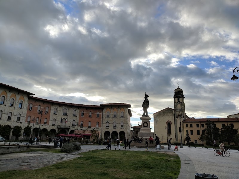 Piazza Vittorio Emanuele II - Piazza Vittorio Emanuele II, P.za V. Emanuele II, 56125 Pisa PI, Italy