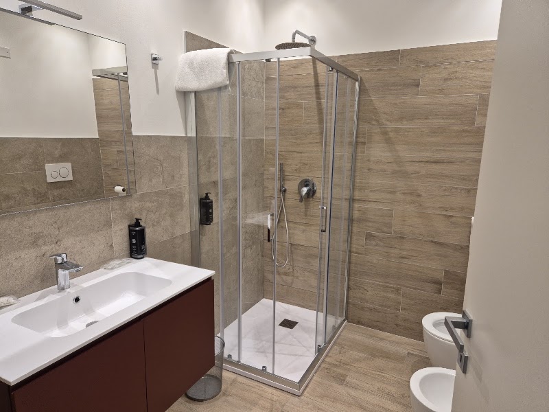 Appartamenti Astoria - Appartamenti Astoria, Via Fratelli Rosselli, 14, 40126 Bologna BO, Italy