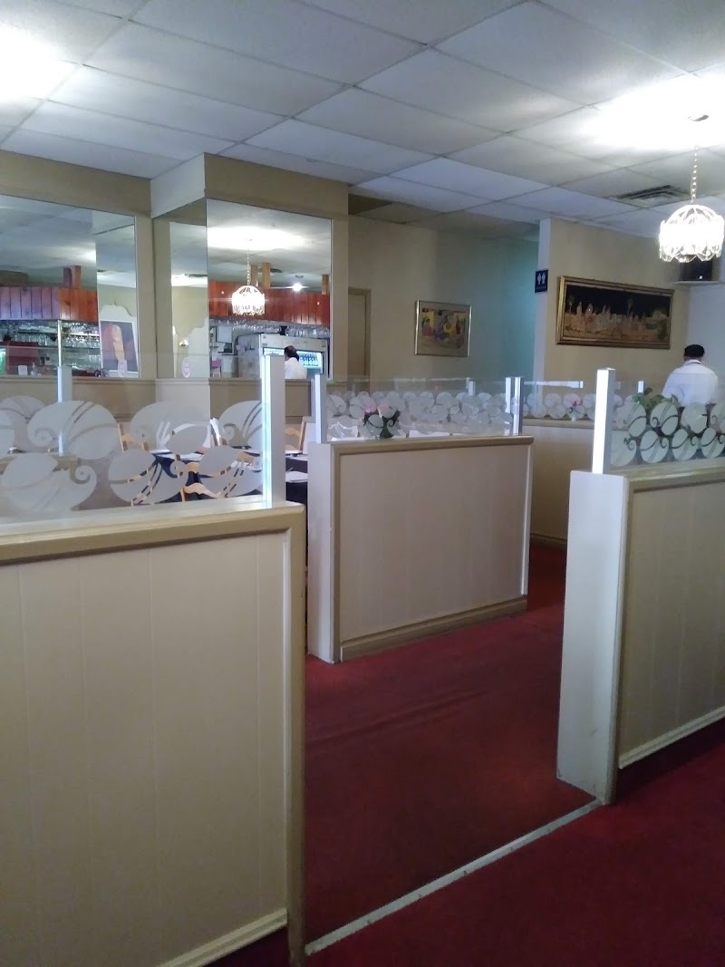 Touch Of India Restaurant - Touch Of India Restaurant 126 St Paul St, St. Catharines, ON L2R 3M2, Canada