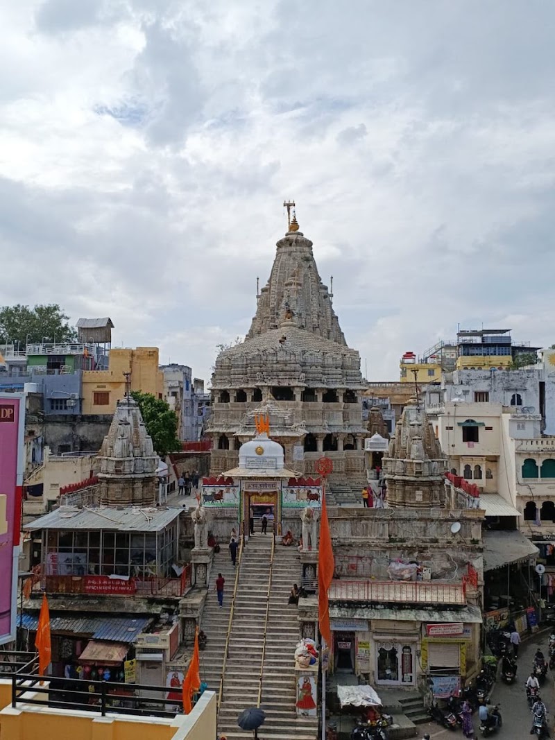 Mayur Cafe - Pure Vegetarian Family Restaurant - Mayur Cafe - Pure Vegetarian Family Restaurant 155, opposite जगदीश मंदिर, Jagdish Chowk, Rao Ji Ka Hata, Udaipur, Rajasthan 313001, India