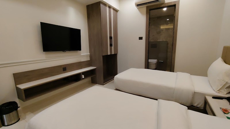 PARK VIEW - PARK VIEW CK63 / 66, next to RAM SHYAM STORE, +67, Benia Bagh, Varanasi, Uttar Pradesh 221001, India