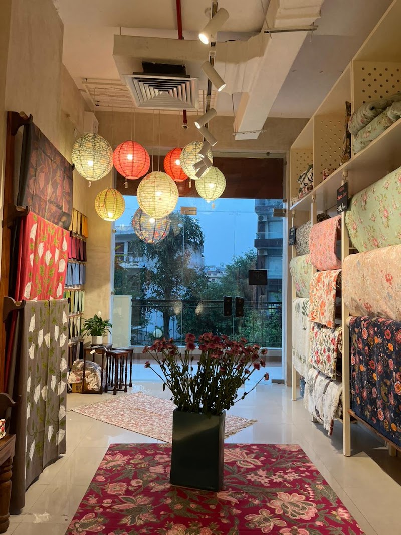 The Shop - The Shop 1st Floor, Shop No. GL-114 and GL-115, Crosspoint Mall, Sector 28, DLF Phase IV, Gurugram, Haryana 122009, India