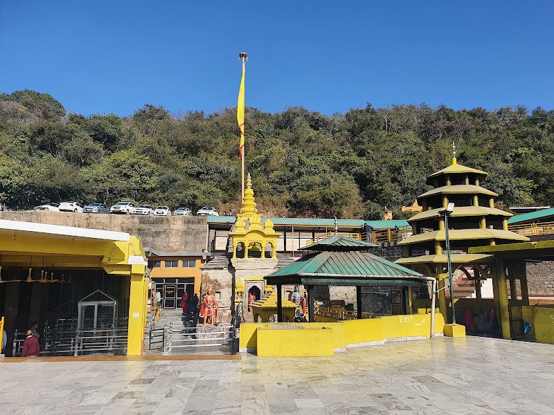 Mata Baglamukhi Temple, Kangra - Mata Baglamukhi Temple, Kangra Bankhandi, Sameli, Himachal Pradesh 177114, India
