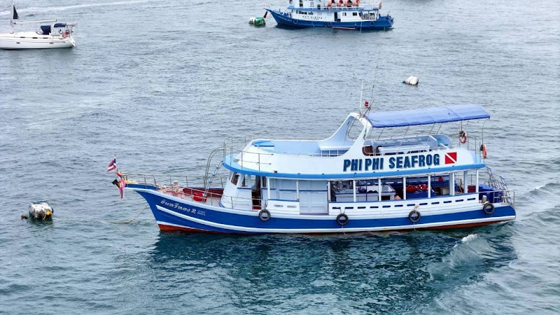 Phi Phi Sea Frog Diving Center - Scuba Diving Phi Phi Island, Thailand