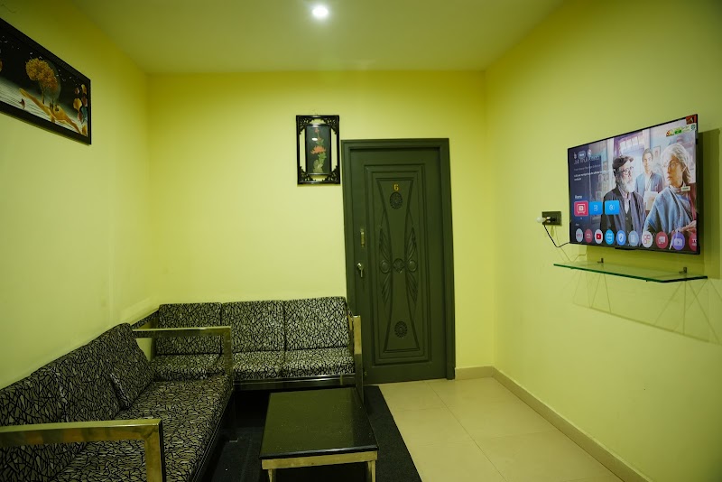 Aris Villa (mandarin Holidays) - Aris Villa (mandarin Holidays) Building Soceity, 6/93-2A, 2nd Cross Street, Kodaikanal, Tamil Nadu 624101, India