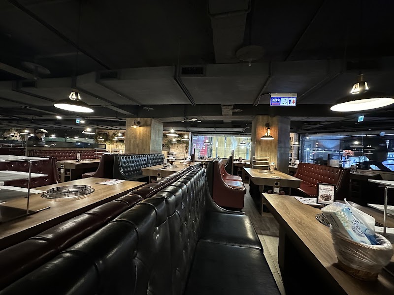 New Mala Hot Pot Wuchang Branch - New Mala Hot Pot Wuchang Branch 108, Taiwan, Taipei City, Wanhua District, Wanshou Village, Section 2, Wuchang St, 72號3樓