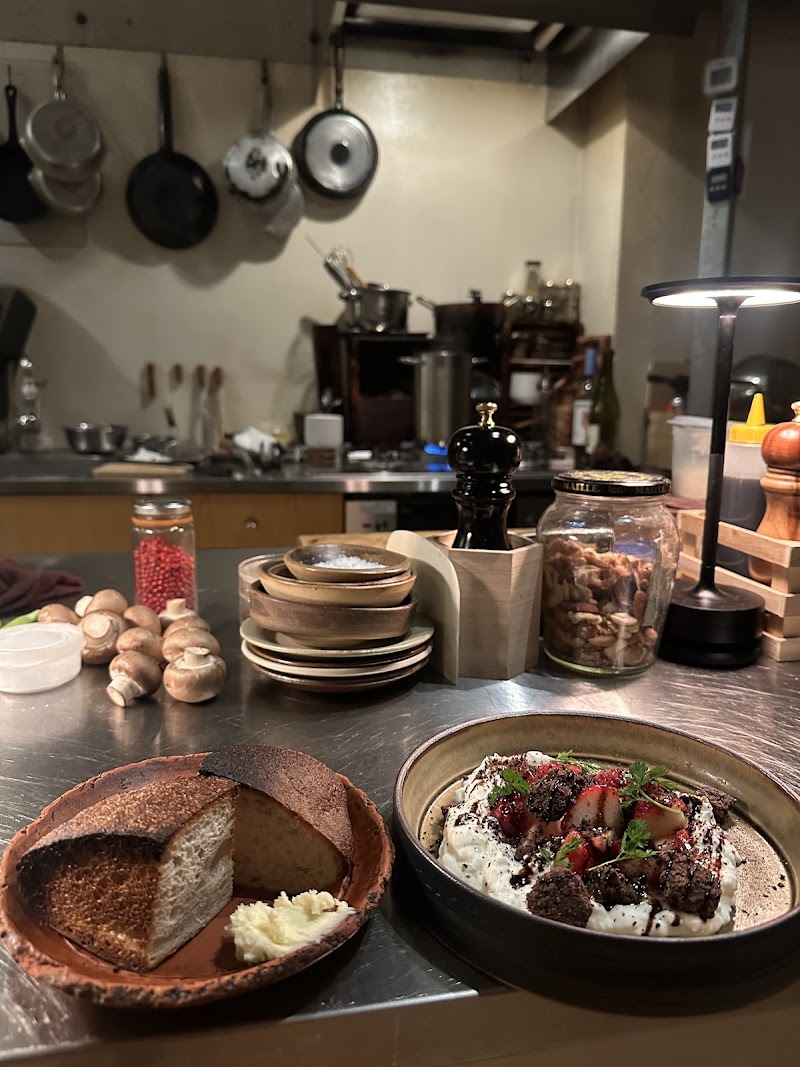 MON WINEBAR - MON WINEBAR, 285 Kamiichimonjichō, Nakagyo Ward, Kyoto, 604-8325, Japan