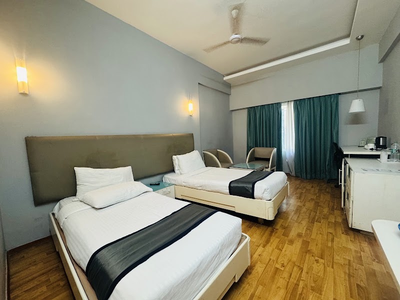 The Central Court Hotel - The Central Court Hotel, 6-1-71, Lakdikapul Rd, beside HDFC Bank, Saifabad, Khairtabad, Hyderabad, Telangana 500004, India