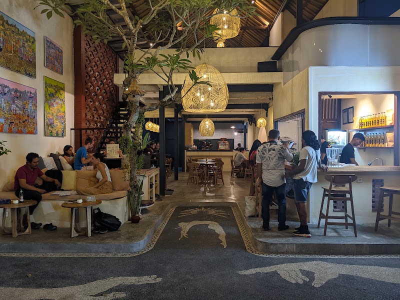 La Luz - La Luz, F7V2+9GV, Jl. Penestanan, Sayan, Kecamatan Ubud, Kabupaten Gianyar, Bali 80571, Indonesia
