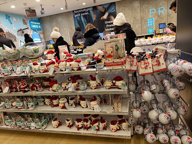 Primark - Primark, Zeil 94, 60313 Frankfurt am Main, Germany