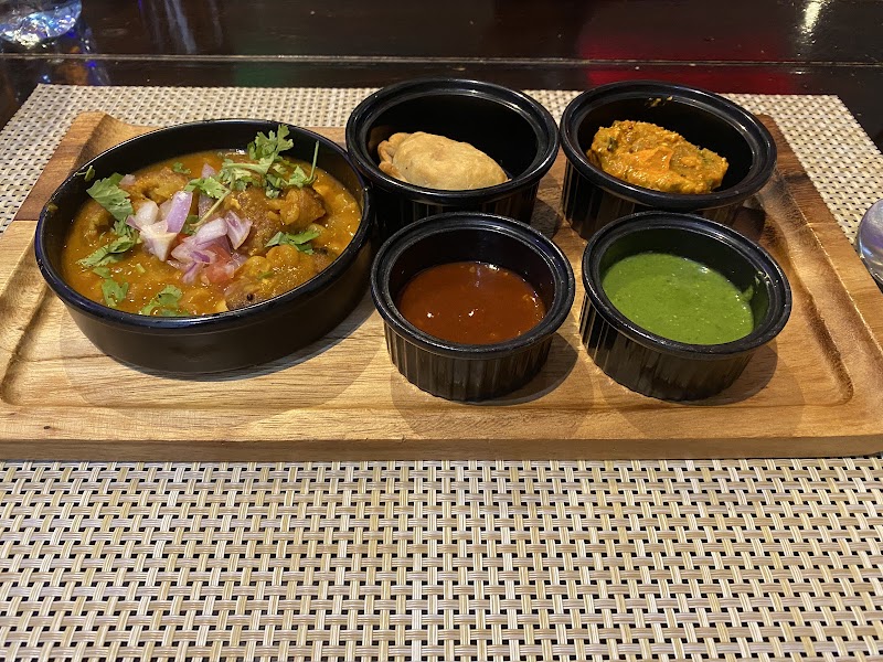 Rasoi Ghar Restaurant - Rasoi Ghar Restaurant Sheikh Zayed Bin Khalifa Road - opposite BurJuman, CenterPoint - Bur Dubai - Dubai - United Arab Emirates