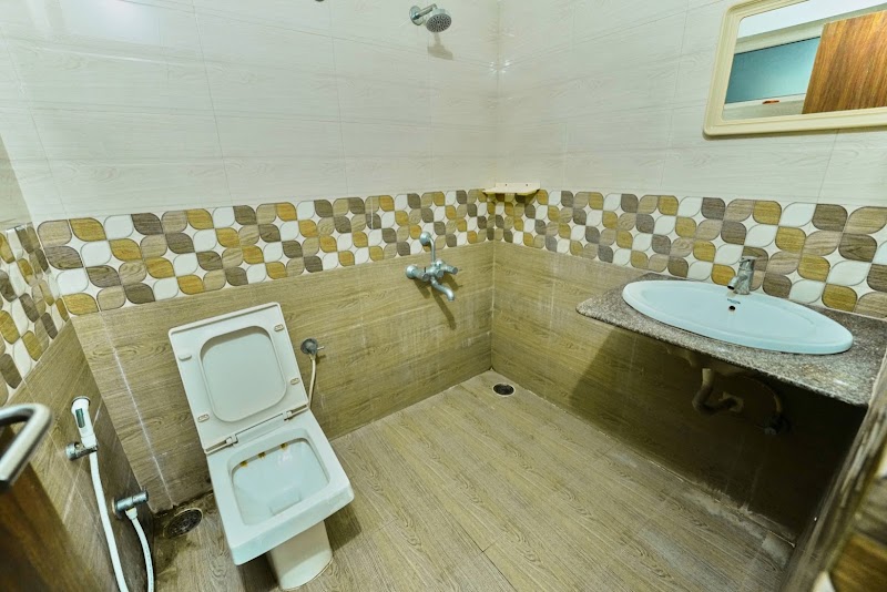 Stanza Living Como House | PG for Females in Tavarekere - Stanza Living Como House | PG for Females in Tavarekere Green Park Apartment, 14, 1st Cross Rd, Tavarekere, Kaveri Layout, Jayanagar, Bengaluru, Karnataka 560030, India