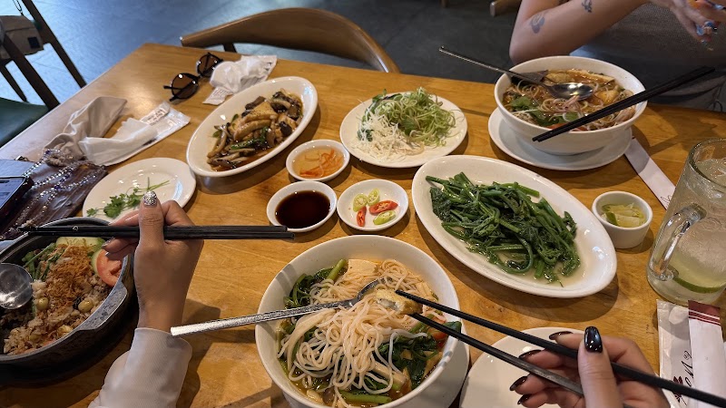 Sen Vegan House - Sen Vegan House 93-95 Phó Đức Chính, Bến Thành, Hồ Chí Minh 700000, Vietnam